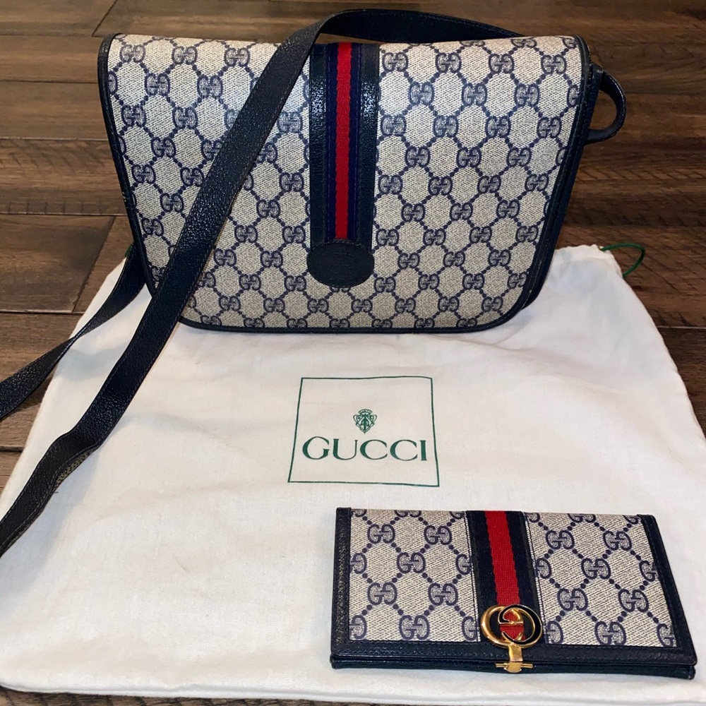 Gucci Bag with Wallet-REPOST SALE FELL THROUGH